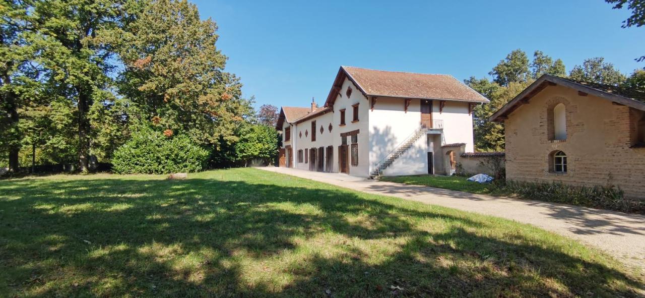 Aux Domaines D'Automne Lägenhet Peronnas Exteriör bild